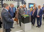 Представители трёх региональных парламентов посетили Музей геологии, нефти и газа
